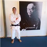 Profesor de educación física, ex deportista olímpico